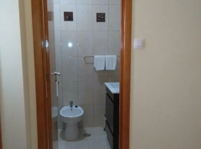 Dona Matilde * 蓬塔德尔加达